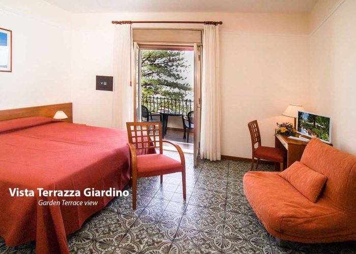cv3b6162-vista-terrazza-giardino_0